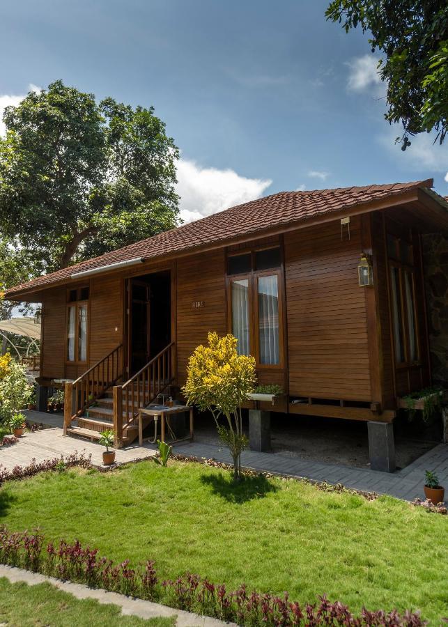 Casa Kandara Waingapu Exterior photo